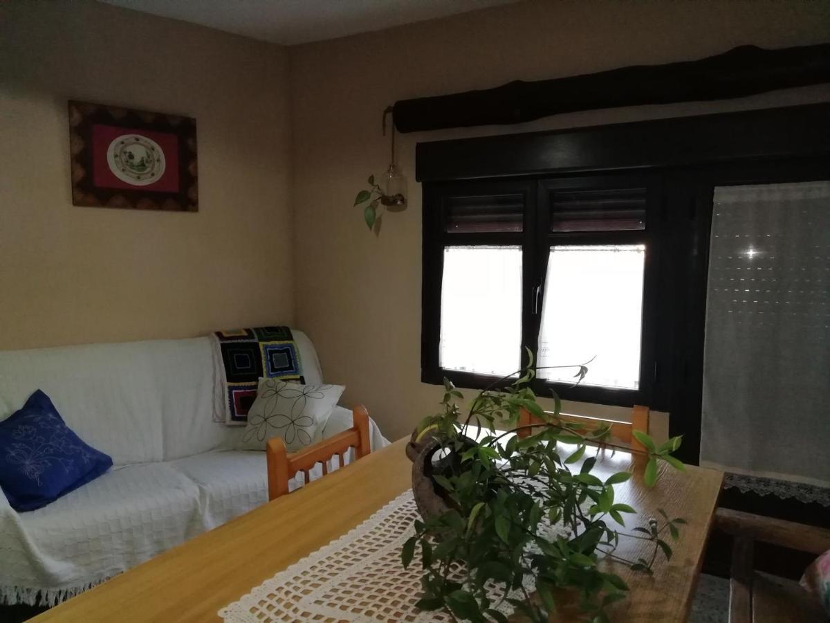 Casa Rural Abuela Maxi Riolobos Ngoại thất bức ảnh