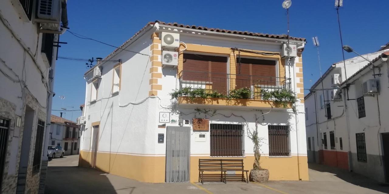 Casa Rural Abuela Maxi Riolobos Ngoại thất bức ảnh